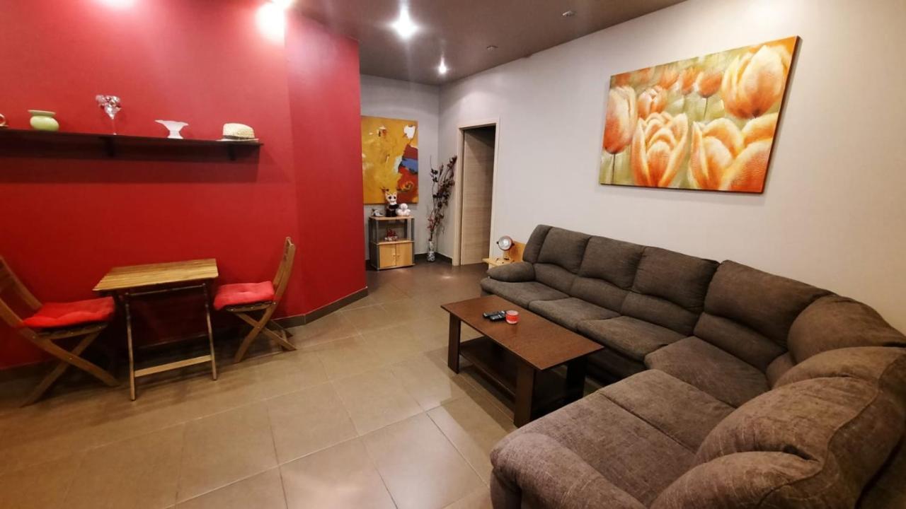 Penthouse Larry Apartment Bucureşti Ngoại thất bức ảnh